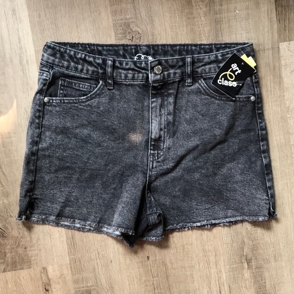Black wash denim girls shorts size XL 14/16